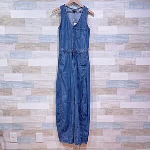 Universal Thread Curved Leg Denim Jumpsuit Medium Wash Sleeveless Womens 00